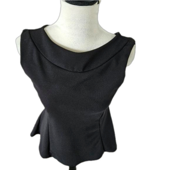 ๐ฎ๐น Italian vintage designer black top sleeveless size small ๐ฎ๐น - Picture 3 of 8